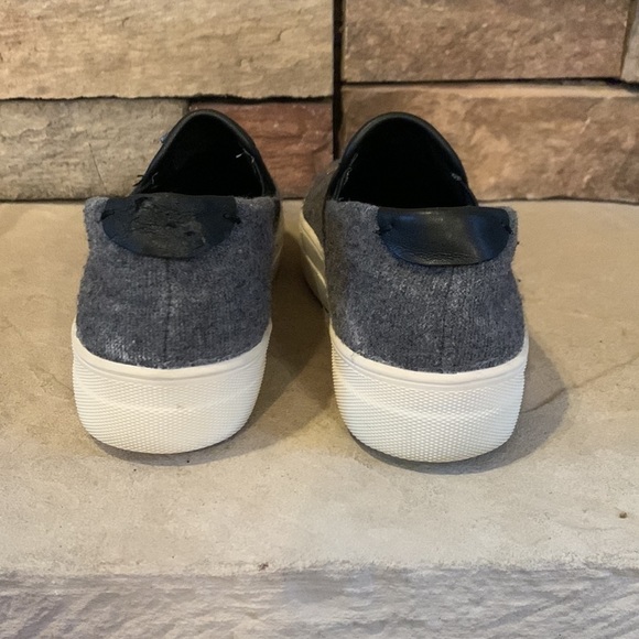 3-$30 STEVEN by Steve Madden size 6 grey slip ons with charms - Picture 4 of 9